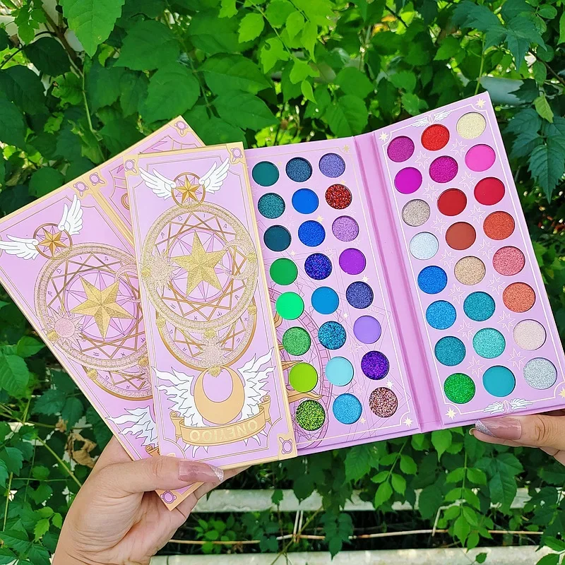 Kerst 96 Kleuren Oogschaduwpla - Beauty Book Makeup Kit recensie en prijs