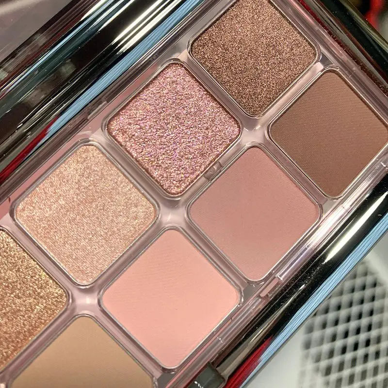 12-kleuren oogschaduwplaat mat - Beauty Book Makeup Kit recensie en prijs