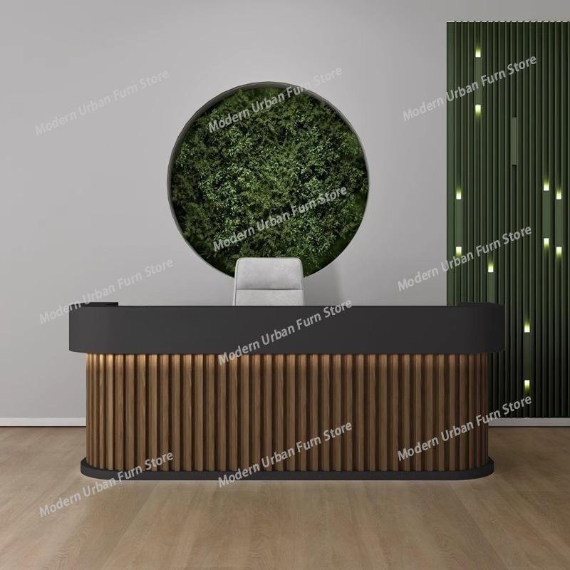 Make-uptafel, salonbalie, rece - Beauty Makeup Institute recensie en prijs