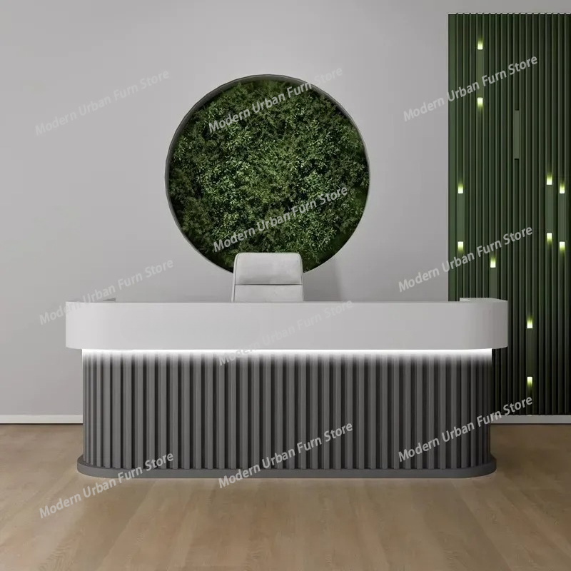 Make-uptafel, salonbalie, rece - Beauty Makeup Institute recensie en prijs