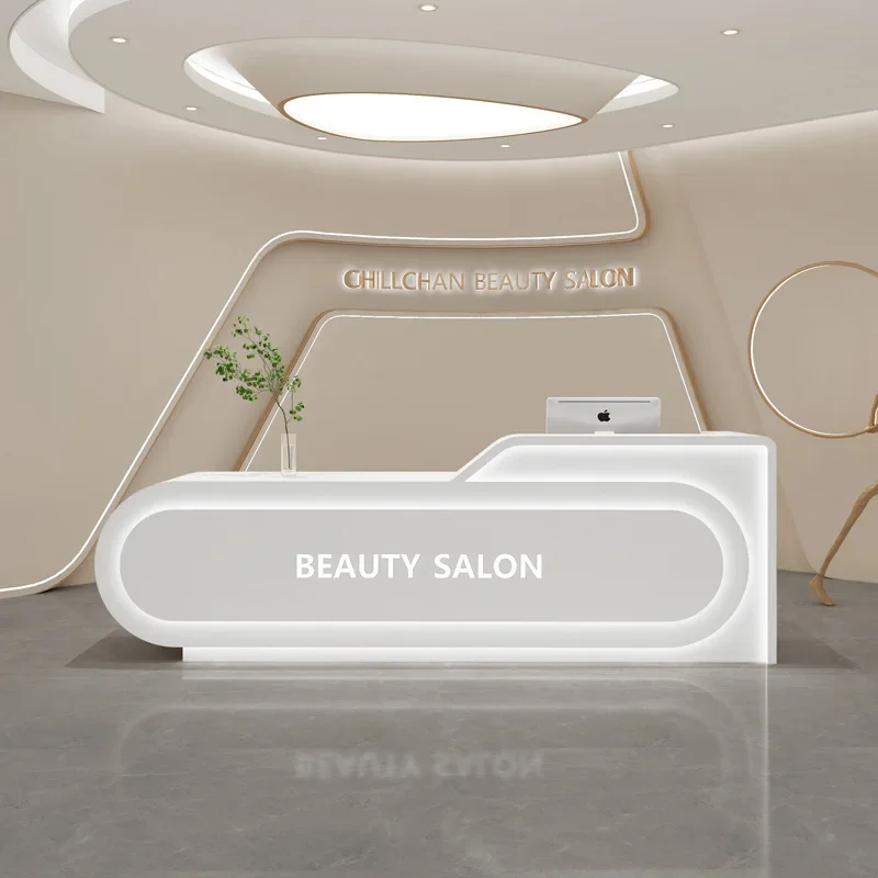 Kaptafel, kassa, schoonheidssp - Beauty Makeup Institute recensie en prijs