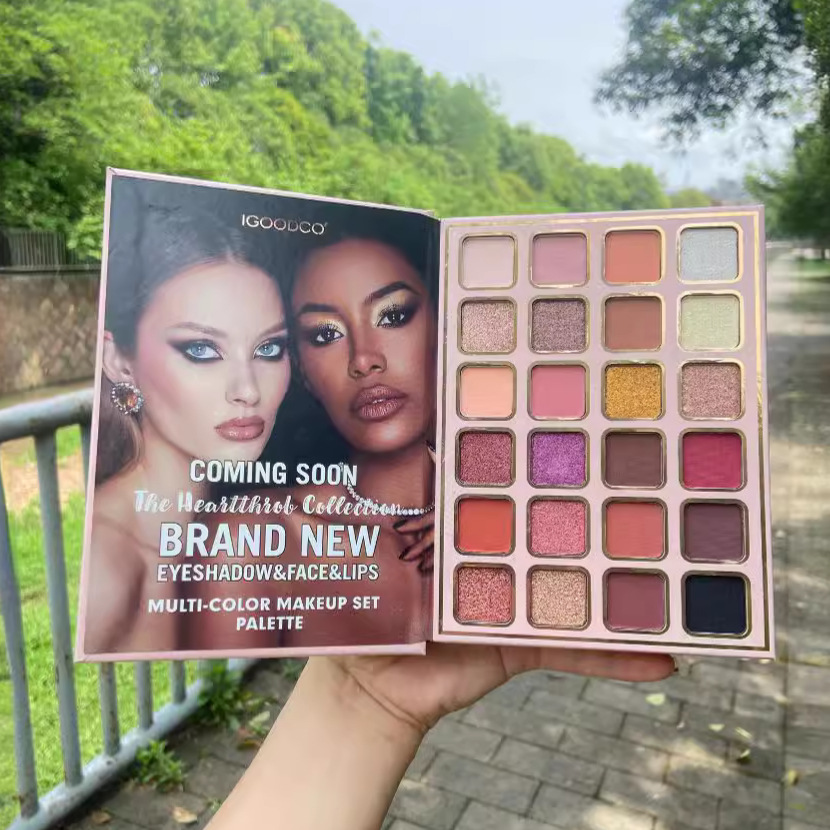Professionele 78-kleuren All-i - Beauty Book Makeup Kit recensie en prijs